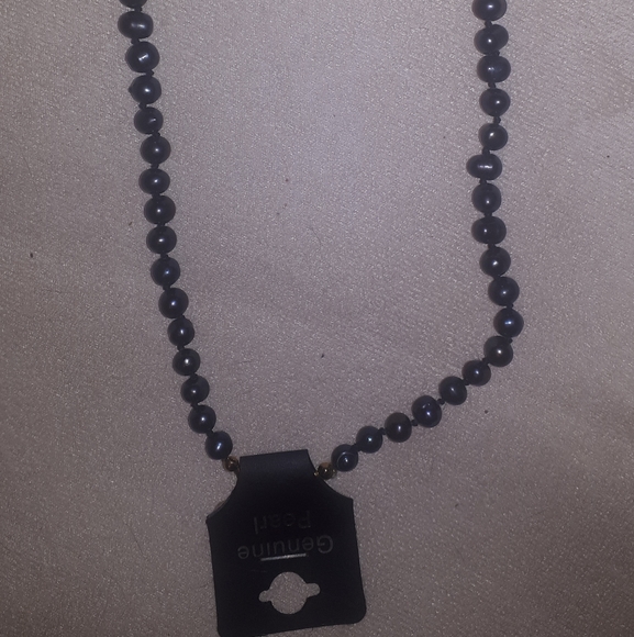 Black pearl necklace - Picture 1 of 2
